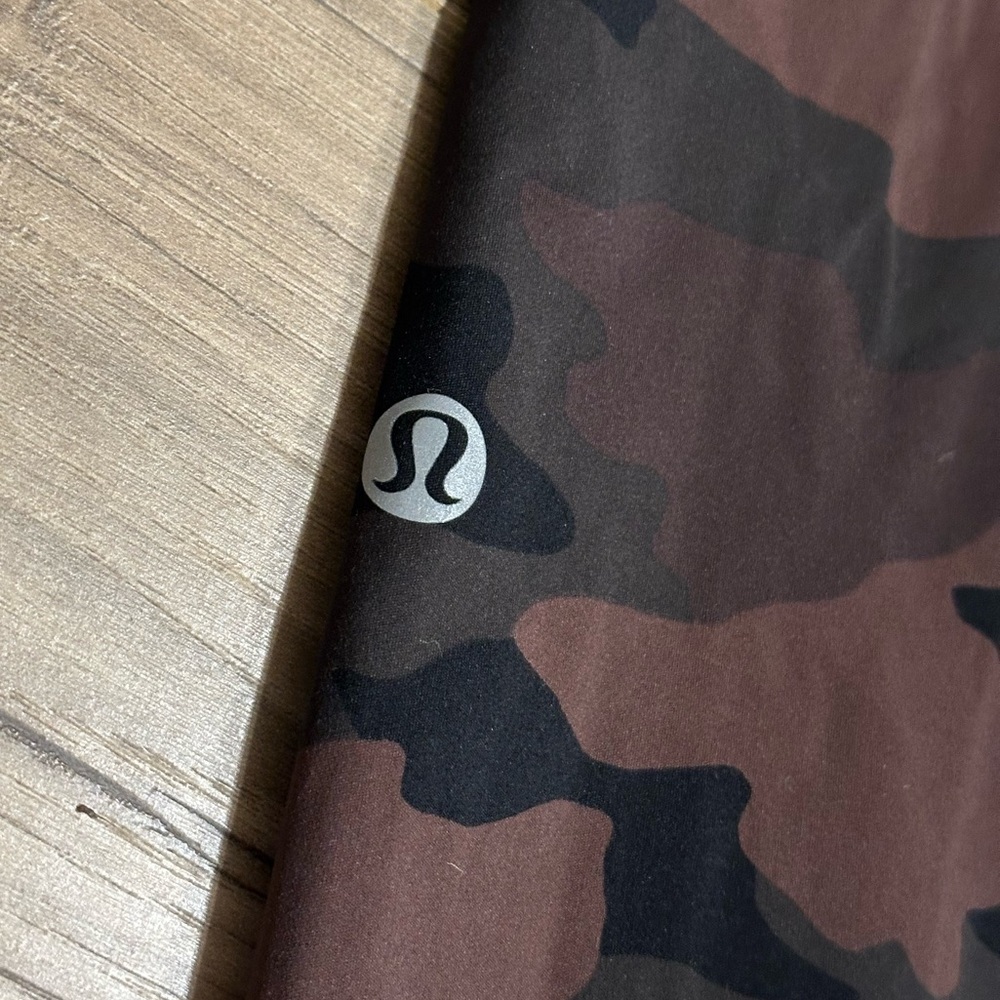 Wunder Train High-Rise Tight with Pockets - Picture 6 of 11